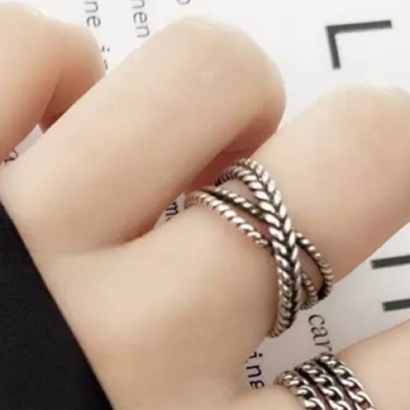 NEW Sterling Silver Retro Band Resizable Ring - Picture 7 of 11